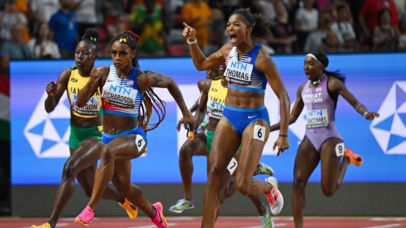 Team USA, composed of Tamari Davis, Twanisha Terry, Gabby Thomas and Sha’Carri Richardson clinched the gold medal in the 4x100m 